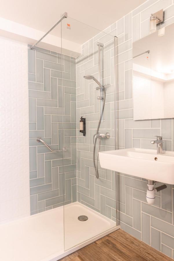 Hotel Terre Neuve Париж Экстерьер фото